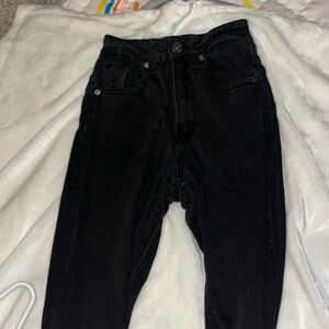 Black skinny jeans